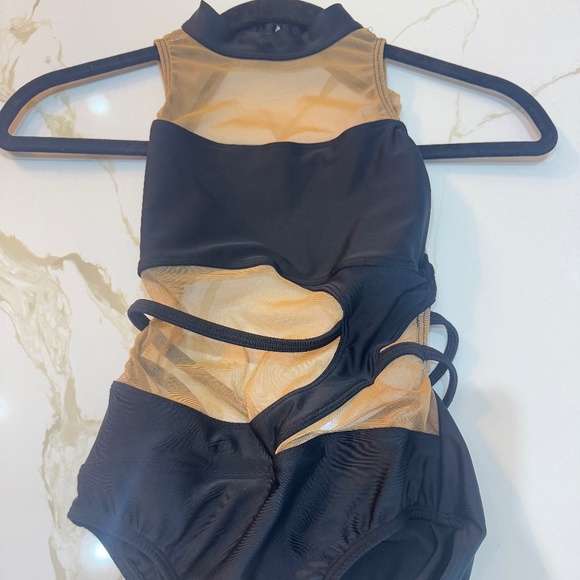 AA dance Leotard - Picture 1 of 2